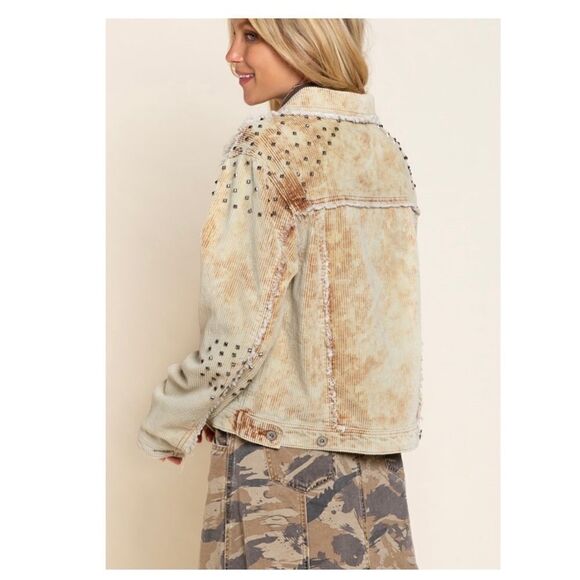 𝅺CORDUROY Relaxed Fit Studded Jacket - Picture 11 of 15